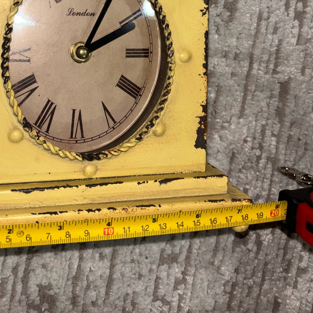 Distressed Yellow Clock 🕰️ - Picture 7 of 9